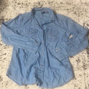 Ladies gap jean shirt